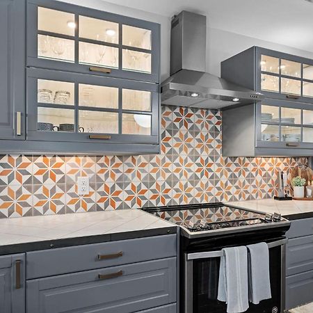 Вилла Claret House Full Kitchen And Private Hot Tub Фредериксберг Экстерьер фото